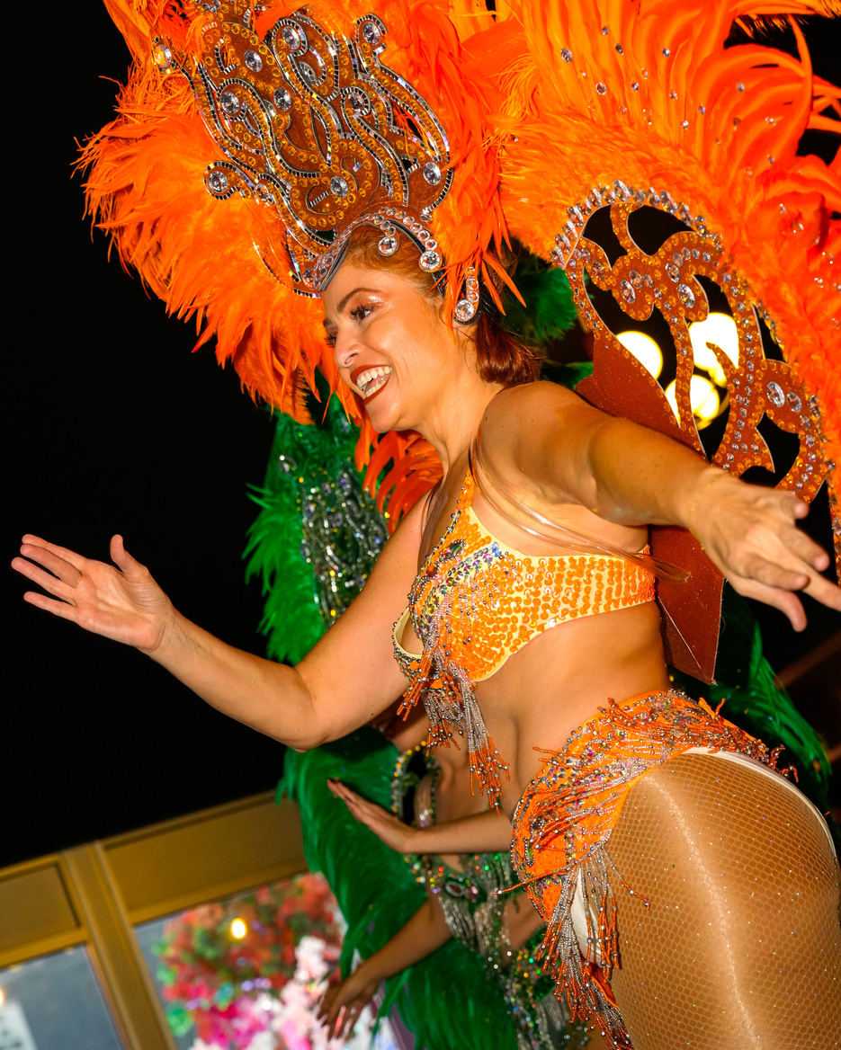 Samba dancer